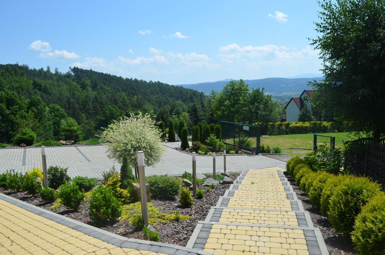 Zajazd ,,Pod Jeleniem" Okrajnik Exterior photo