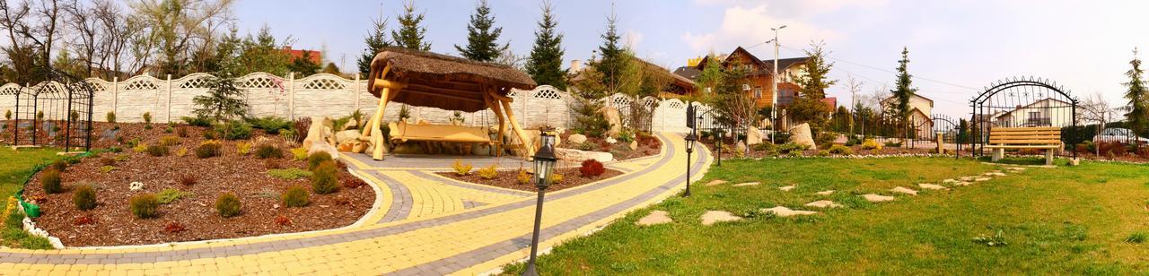 Zajazd ,,Pod Jeleniem" Okrajnik Exterior photo